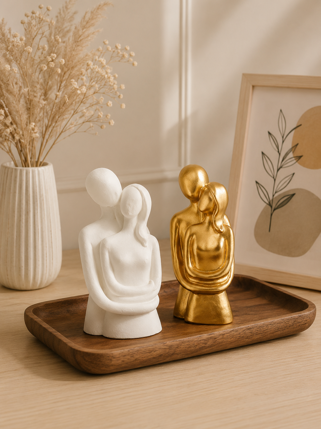 Couple statue